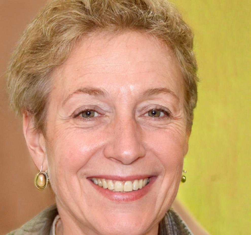 Portrait of Fiona Blackwood, retail business owner